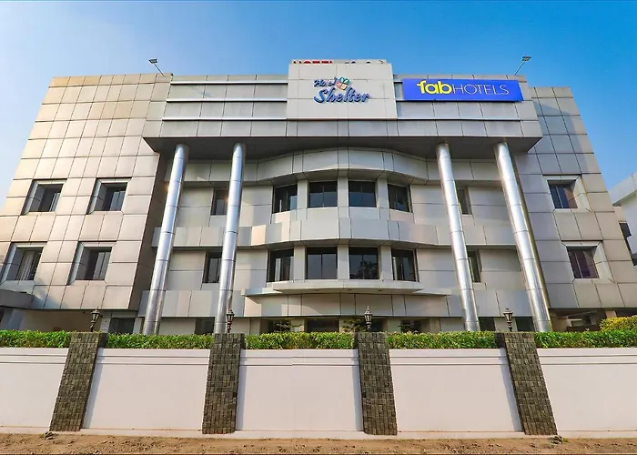 Fabhotel Silver Grand By Shelter
