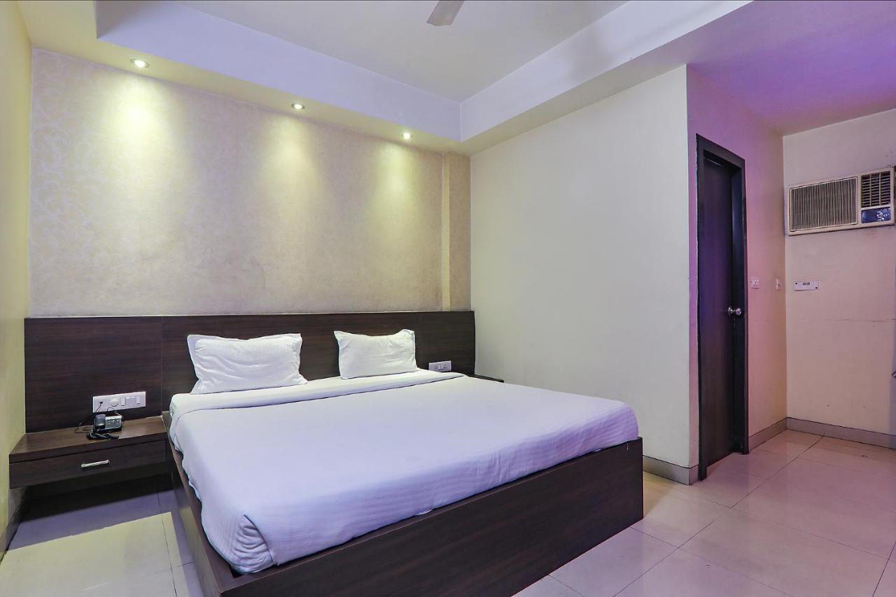 Hotel Fabhotel Silver Grand By Shelter Lucknow