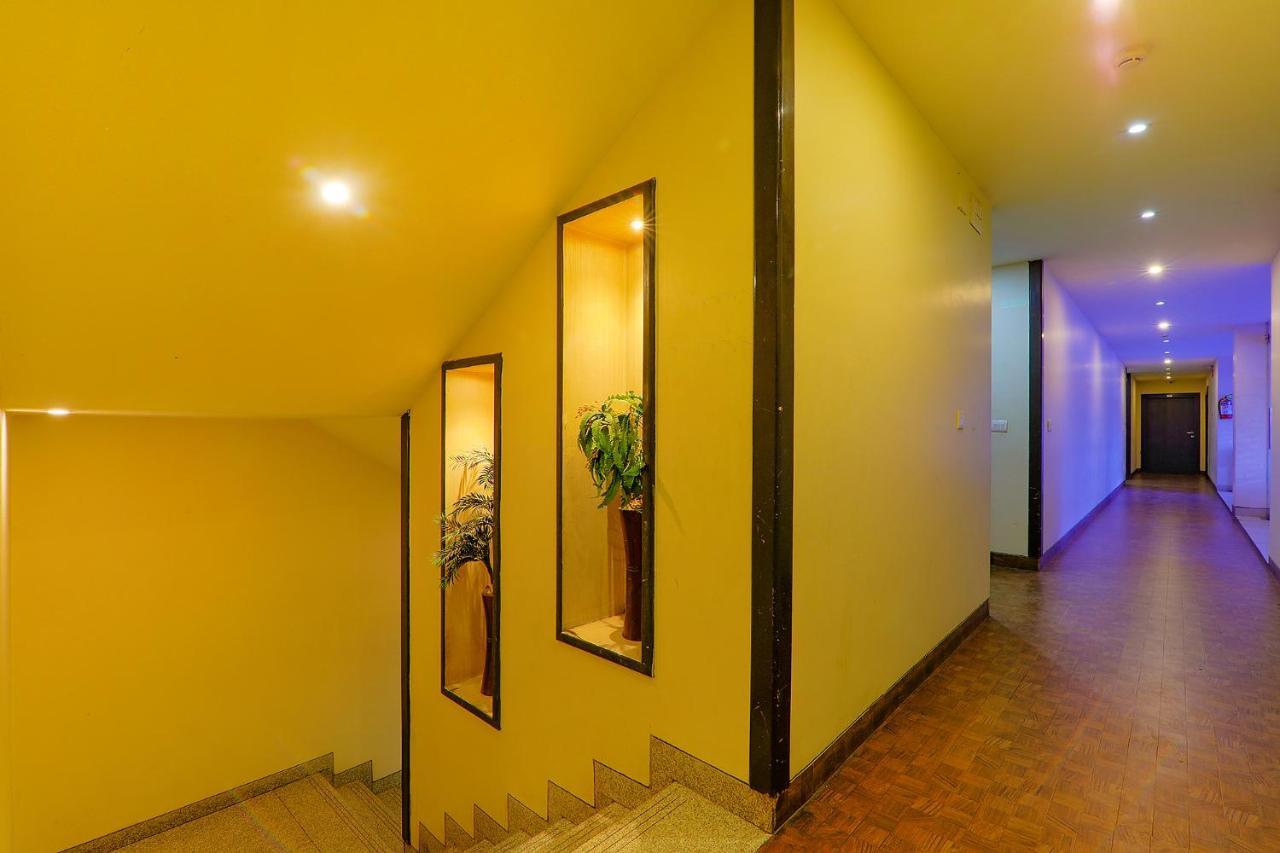 Hotel Fabhotel Silver Grand By Shelter