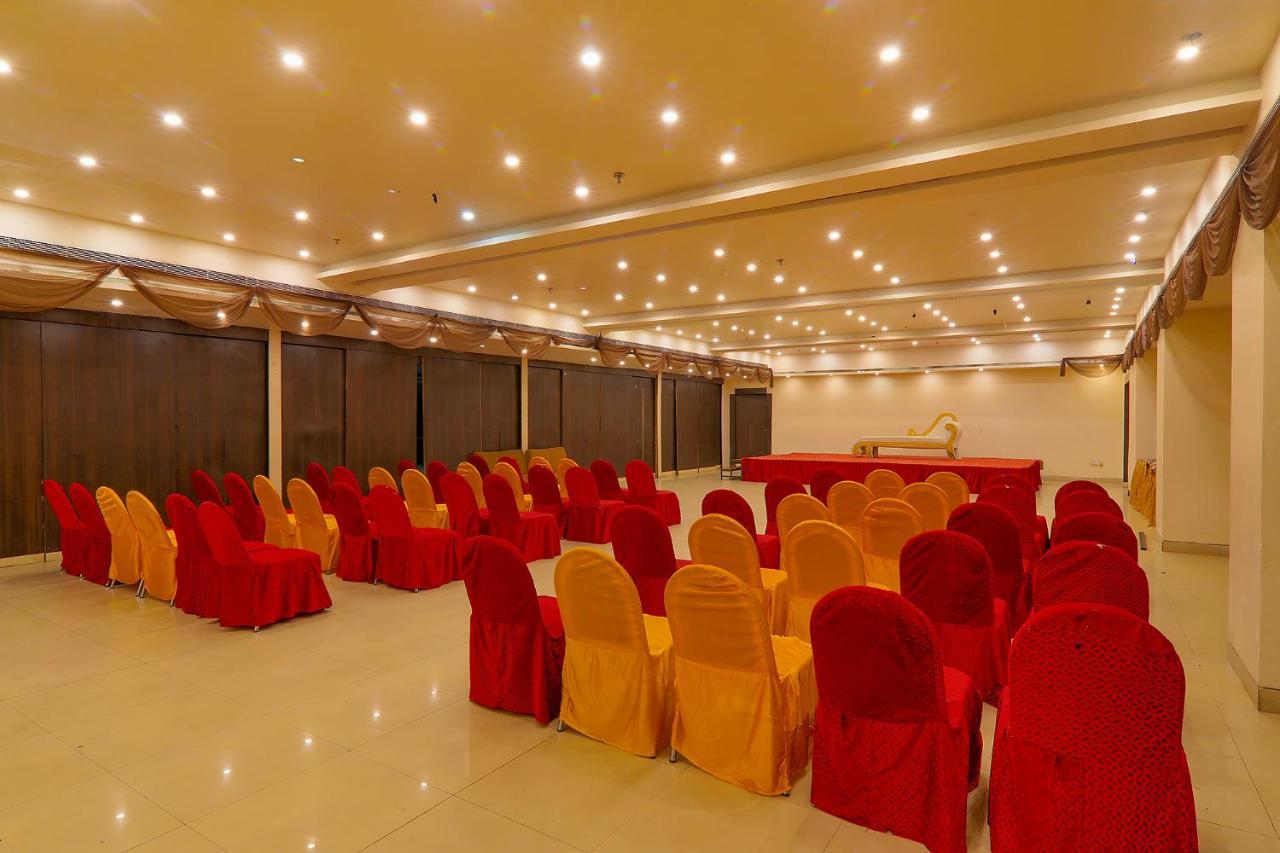 Fabhotel Silver Grand By Shelter
