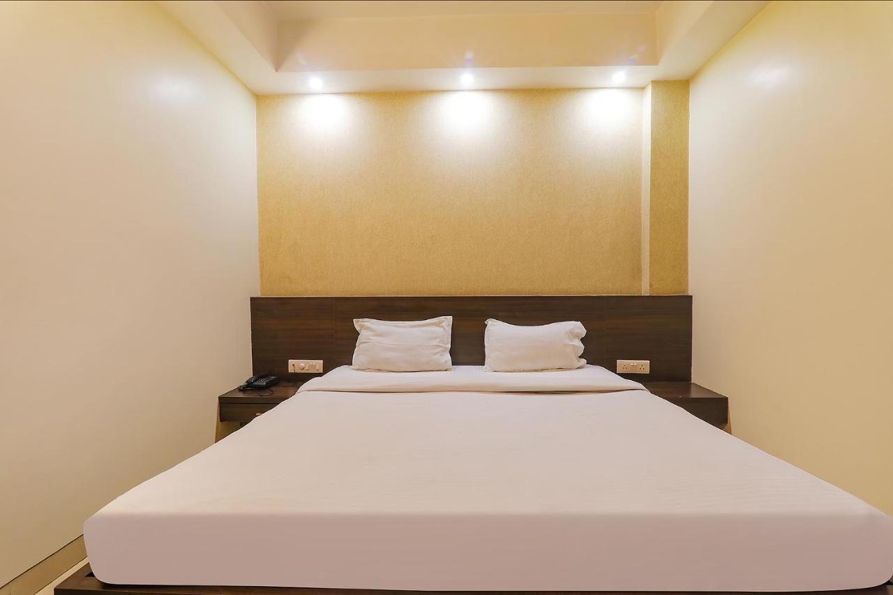 Hotel Fabhotel Silver Grand By Shelter 3*