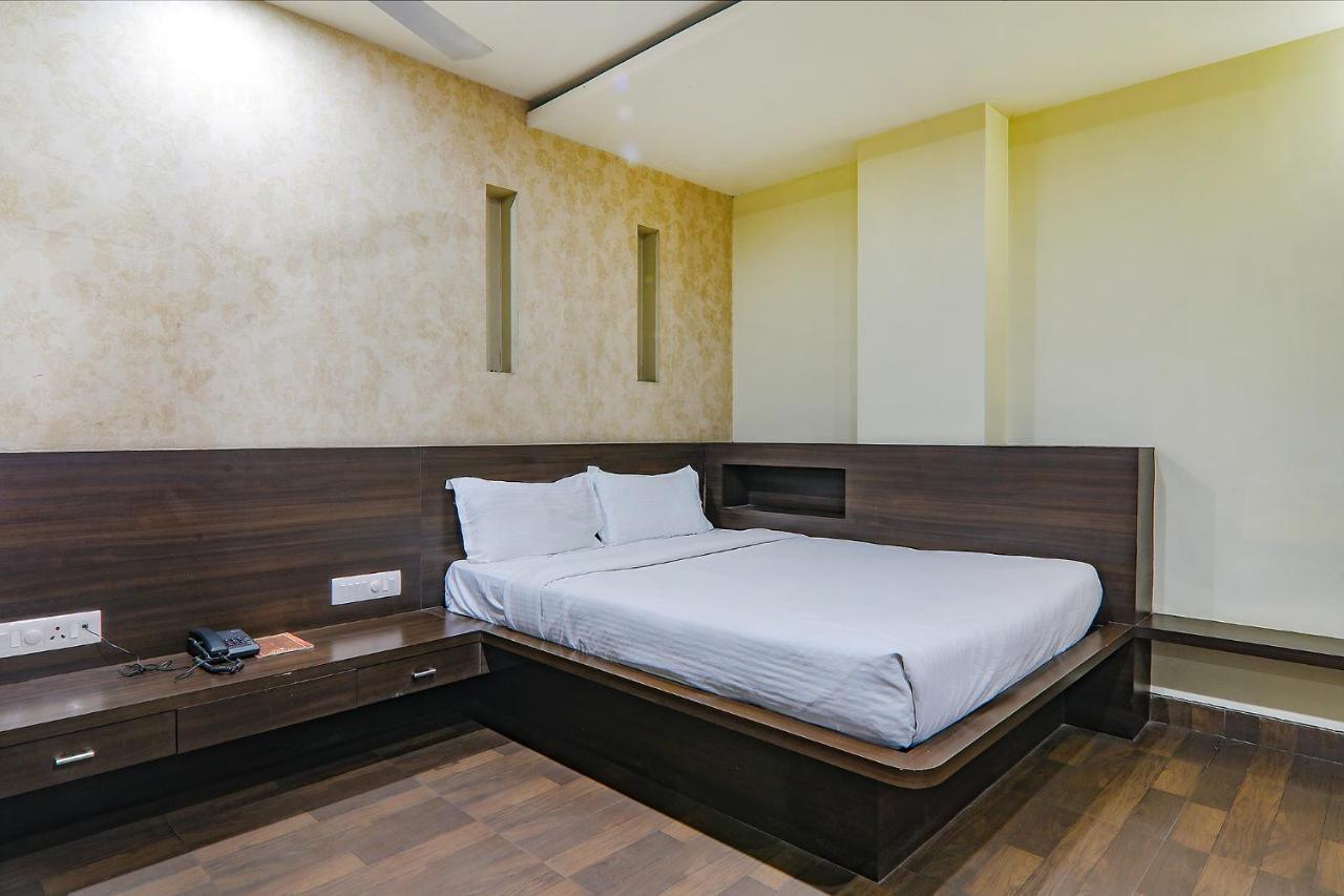 Hotel Fabhotel Silver Grand By Shelter Lucknow