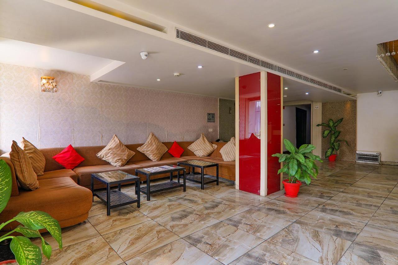 Hotel Fabhotel Silver Grand By Shelter Lucknow