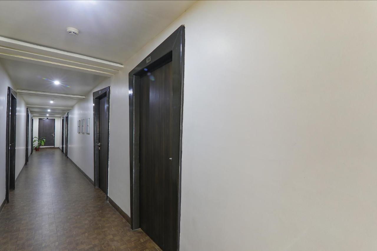 Hotel Fabhotel Silver Grand By Shelter 3*