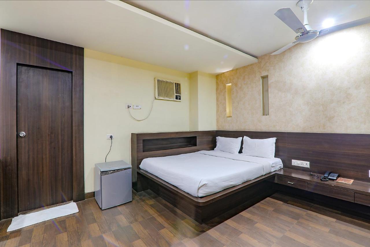 Hotel Fabhotel Silver Grand By Shelter 3*